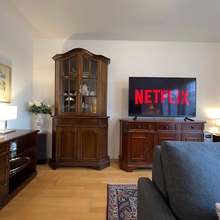 Maisonette Penthouse Fuer 8 Personen By Rabe - Free Netflix & Kostenloser Parkplatz & Grosse Terrasse คาร์ลสรูเฮอ ภายนอก รูปภาพ